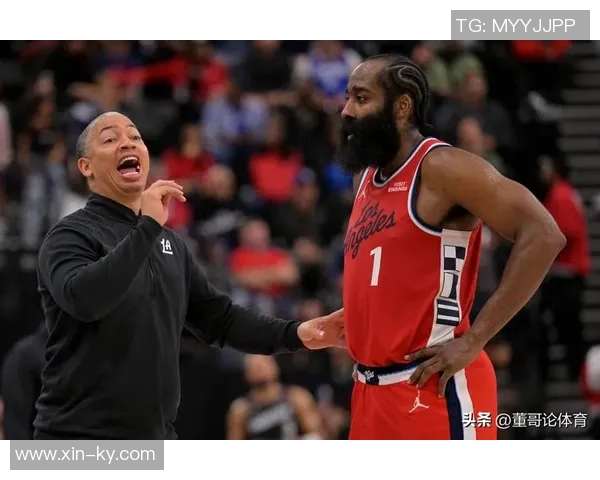 火箭轻松击败独行侠勇士大胜爵士快船延续连胜战绩战胜绿军